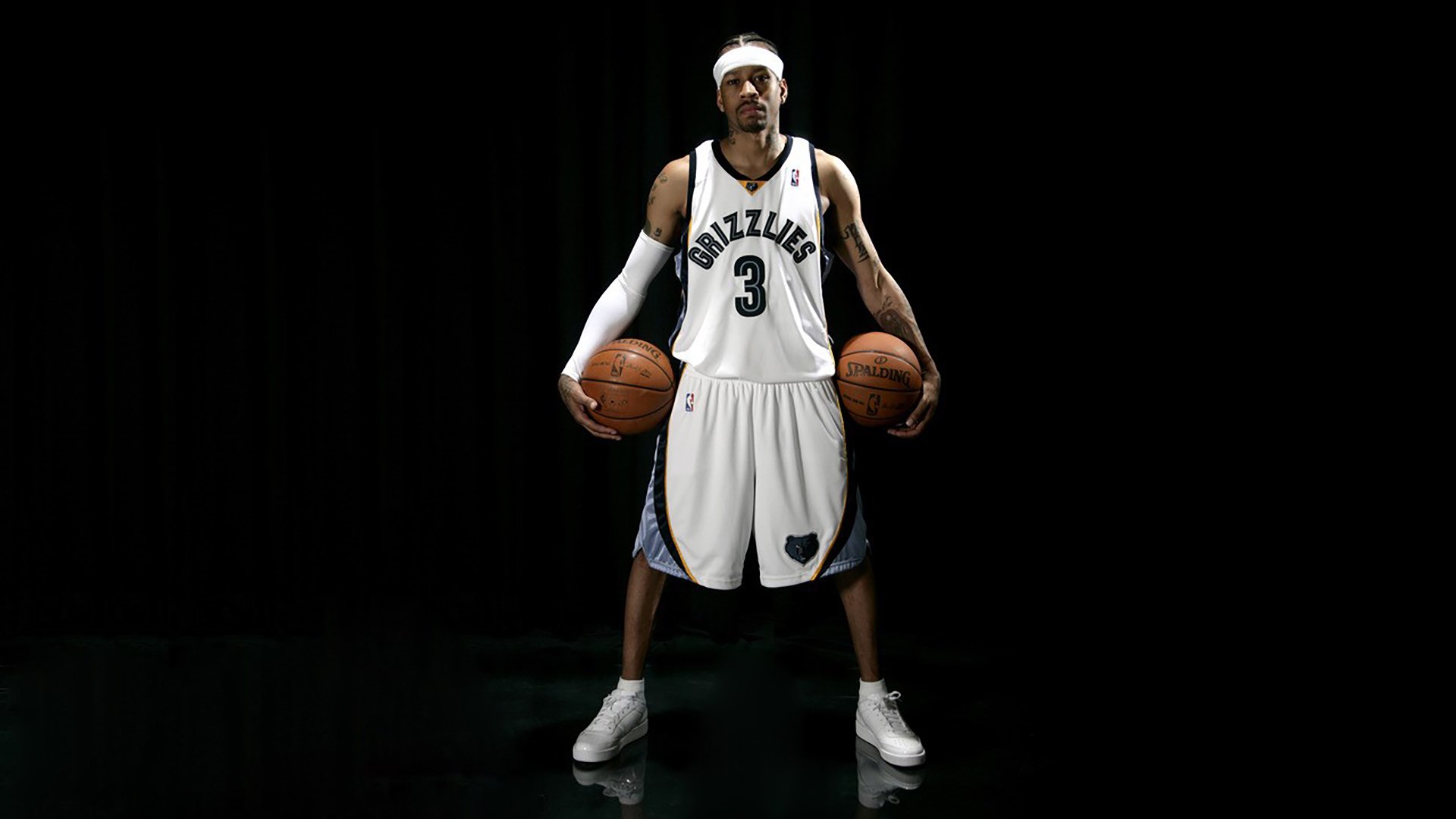 当赛车划破阿布扎比的夜空，布伦森用一记抛投刺穿布鲁克林的尊严