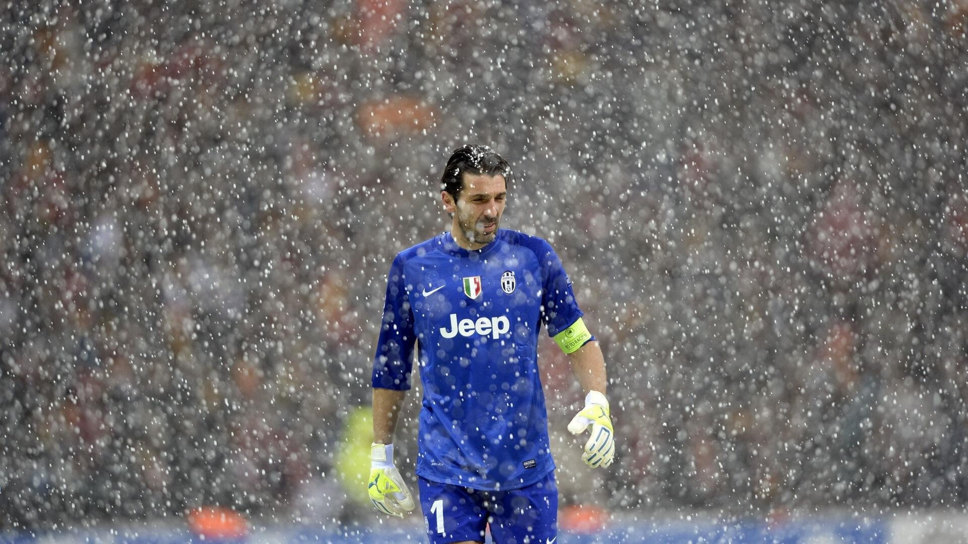 开云体育入口-欧冠半决赛焦点战，澳大利亚元素全面压制勒沃库森，黑马奇迹背后的战术密码