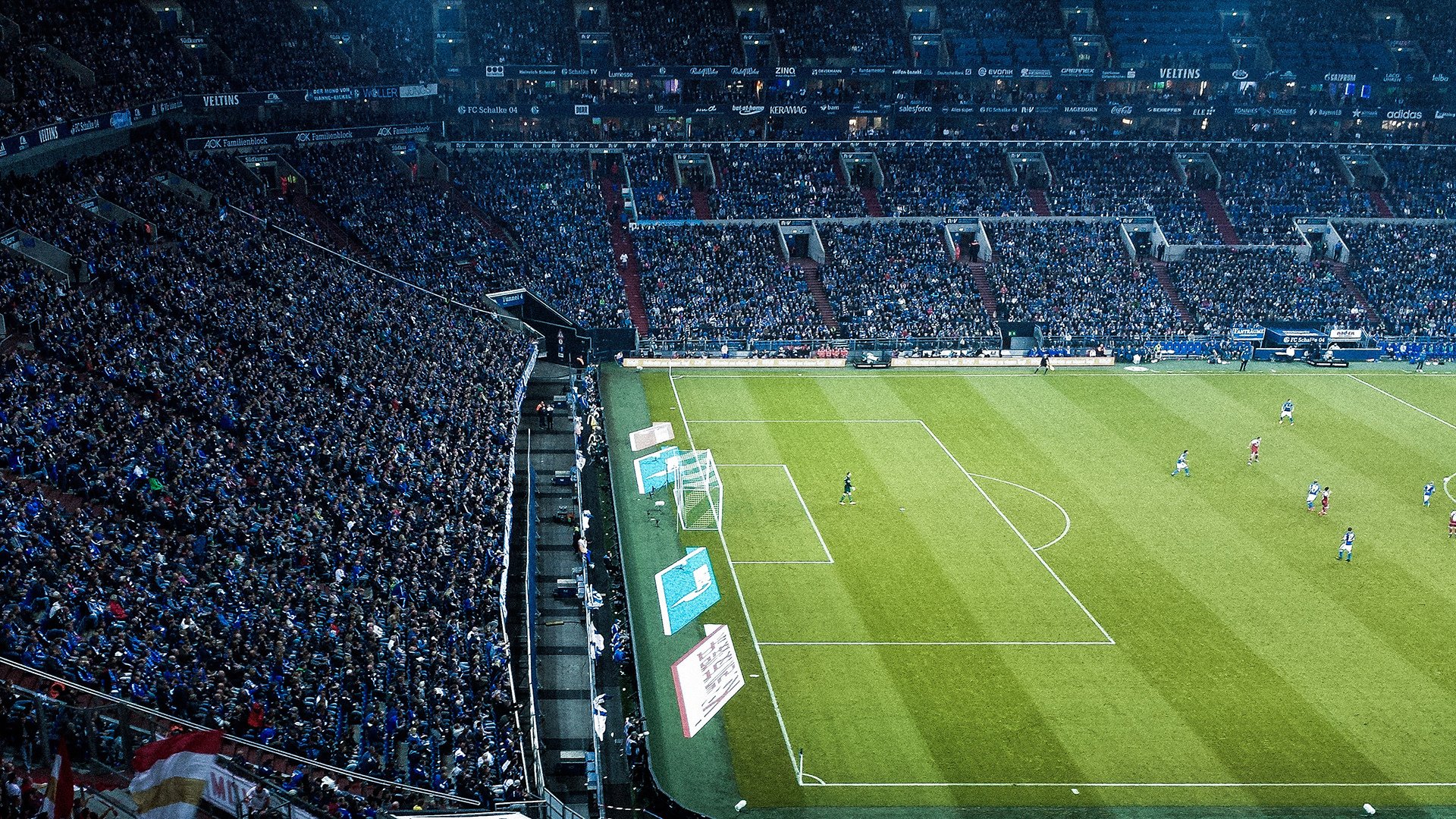 开云下载-季后赛抢七之夜，范戴克—当大场面先生已成习惯