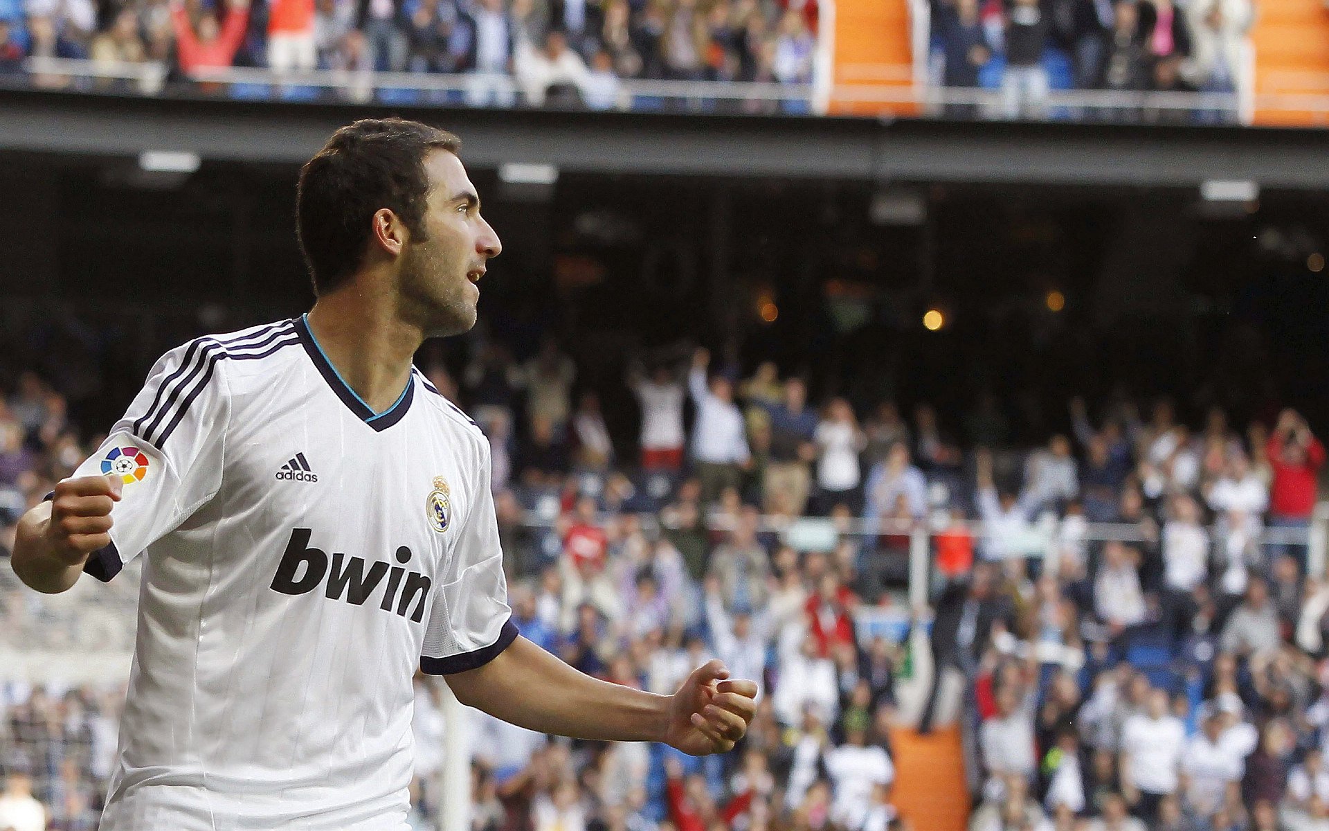 一剑封喉！莫兰特穿心一击定江山，掘金凿穿雄鹿显冠军底色